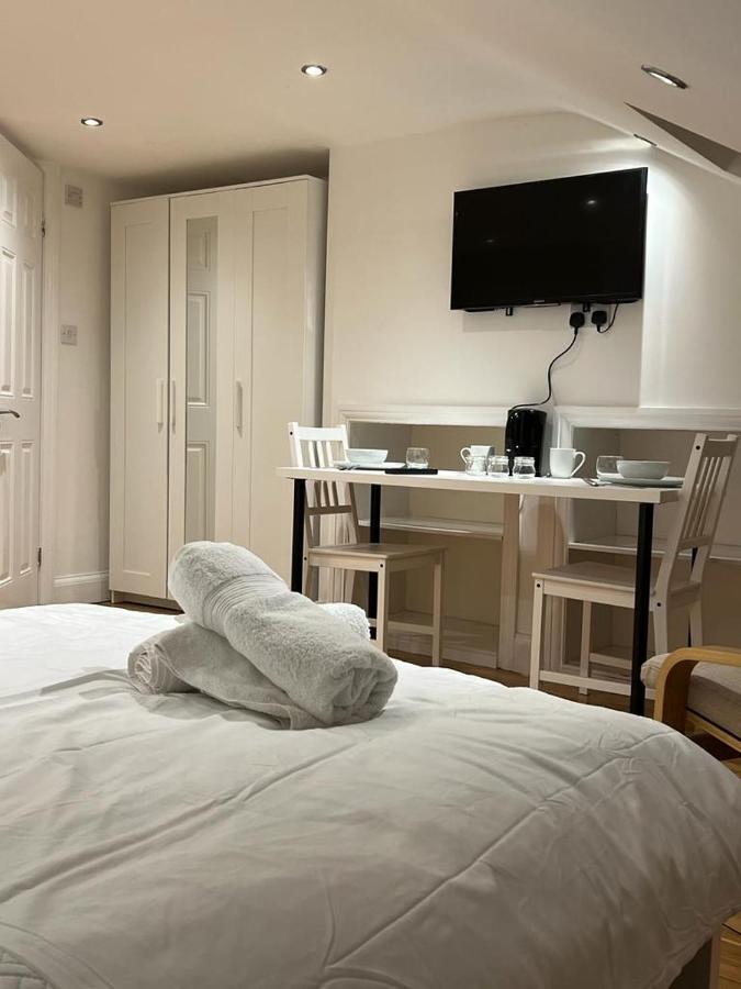 93 West Road Hotel London Kültér fotó