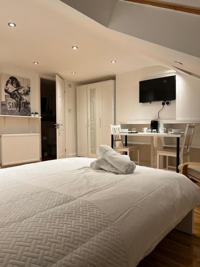 93 West Road Hotel London Kültér fotó