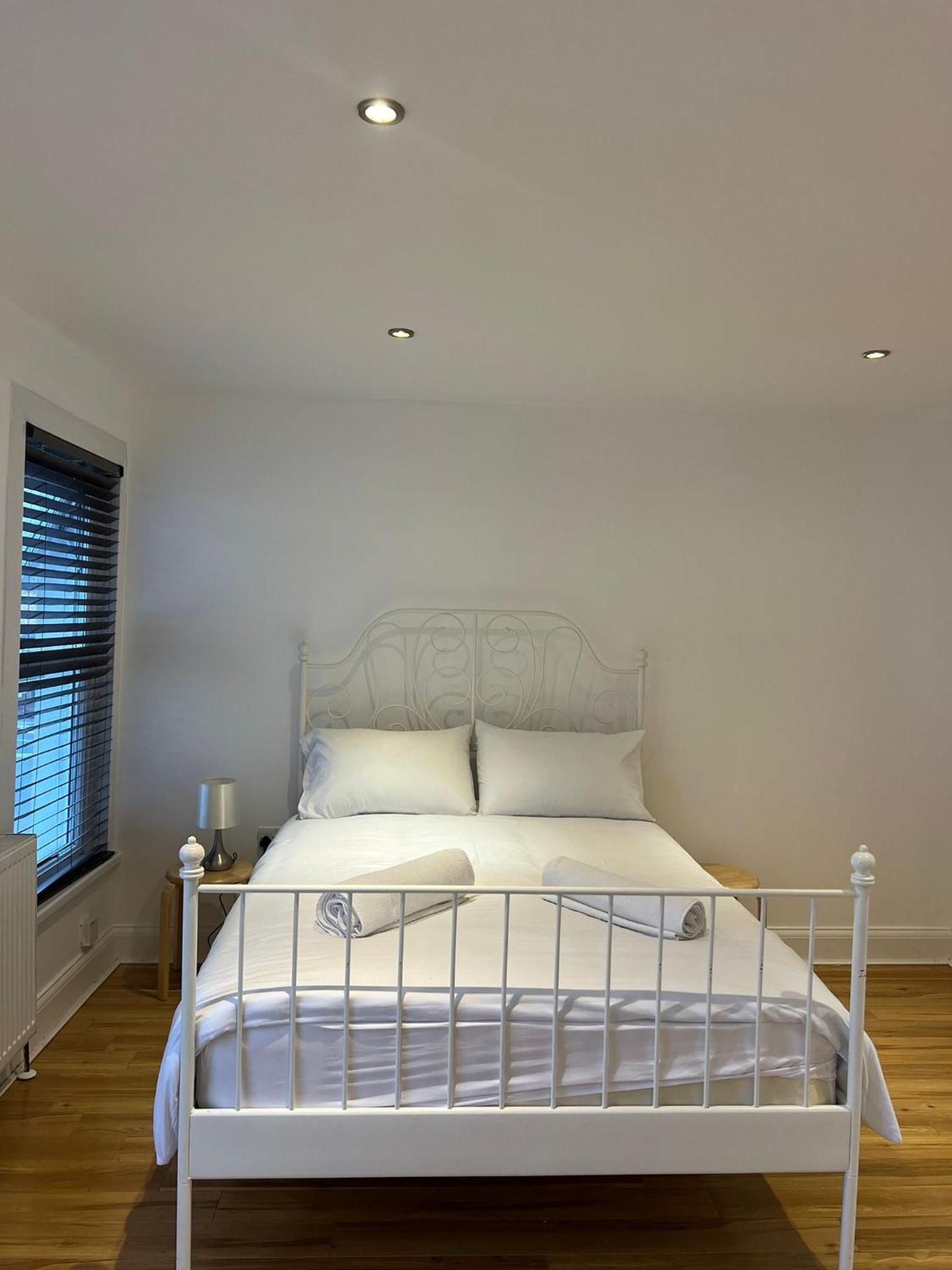 93 West Road Hotel London Kültér fotó